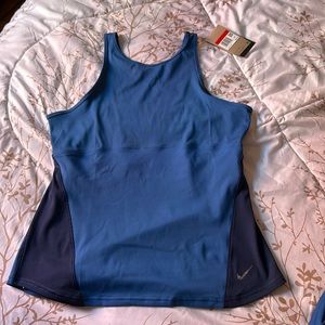 NWT Nike training top